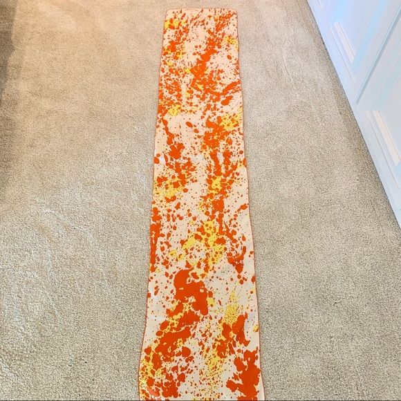 Vintage B.H.‎ Wragge 100% Silk Scarf - Picture 3 of 5